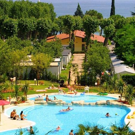 Apartments in Peschiera del Garda 22099 Buitenkant foto