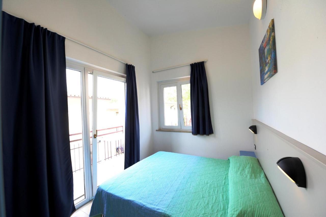 Apartments in Peschiera del Garda 22099 Buitenkant foto