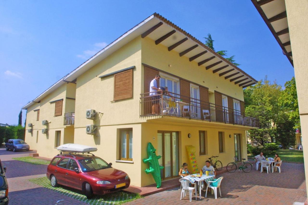 Apartments in Peschiera del Garda 22099 Buitenkant foto