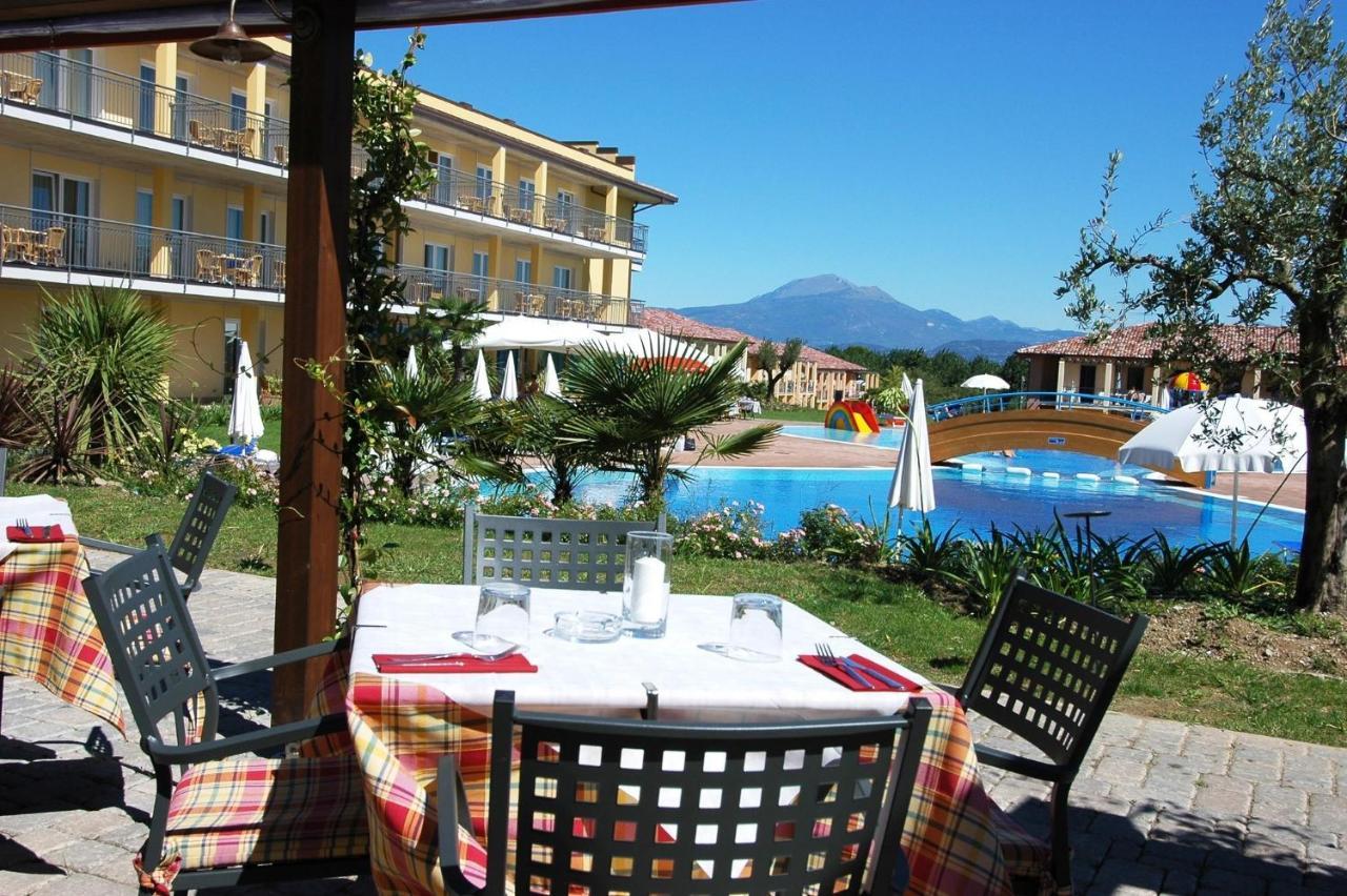 Apartments in Peschiera del Garda 22099 Buitenkant foto
